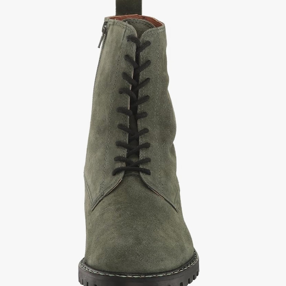 Lucky Brand Women's Olive Green Boots. - Picture 7 of 12